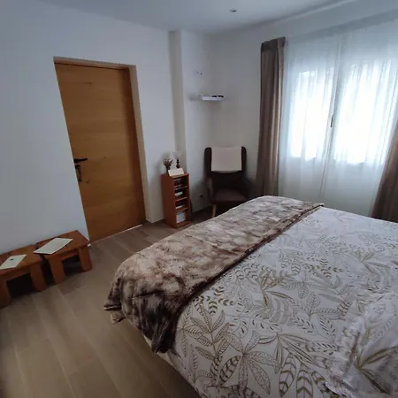 Ecoute S,il Vient Bed & Breakfast Gourdon-en-quercy